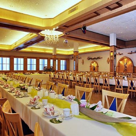 Weinhotel Goger Sand エクステリア 写真