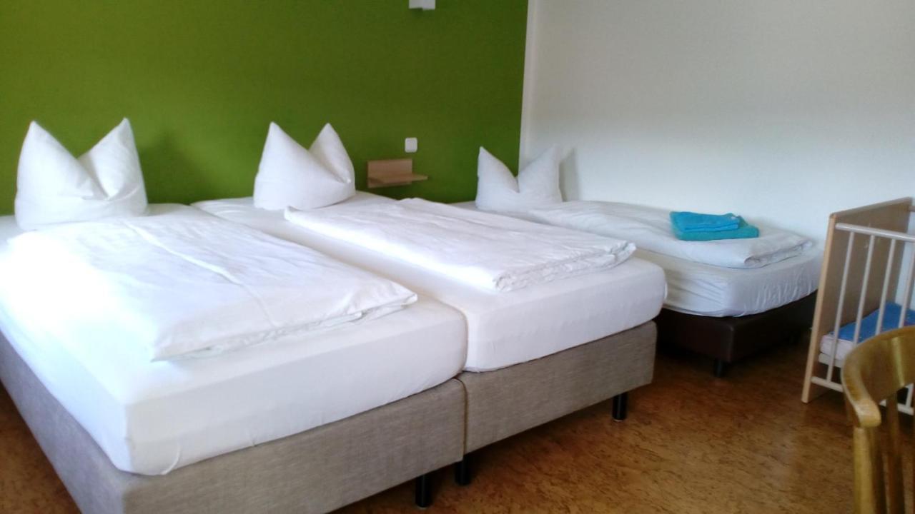 Weinhotel Goger Sand エクステリア 写真